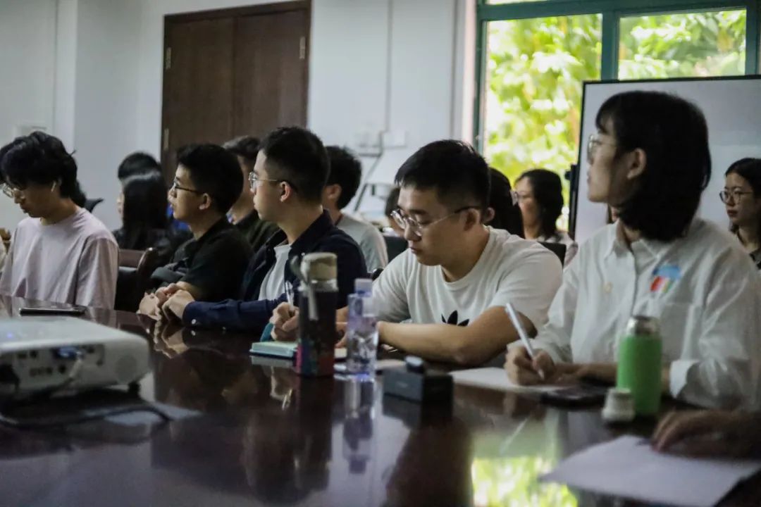 英国威廉集团开讲“思政第一课”