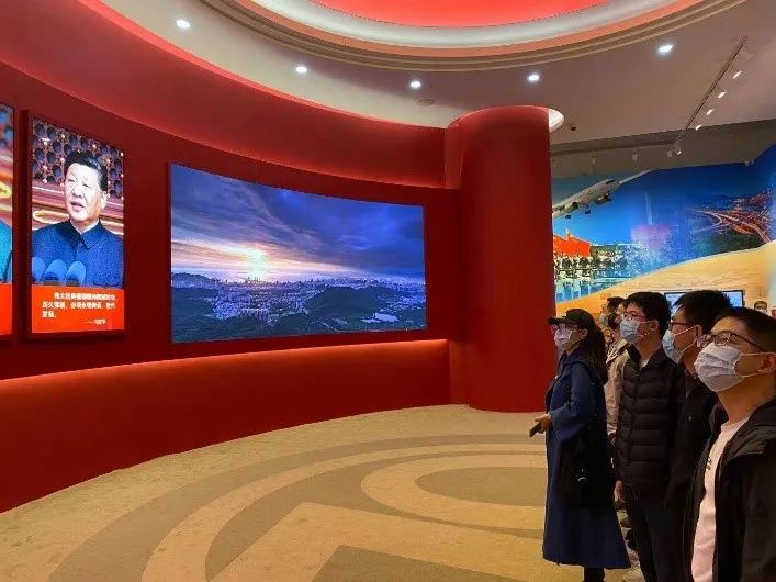 英国威廉集团联培学生党小组开展主题党日活动